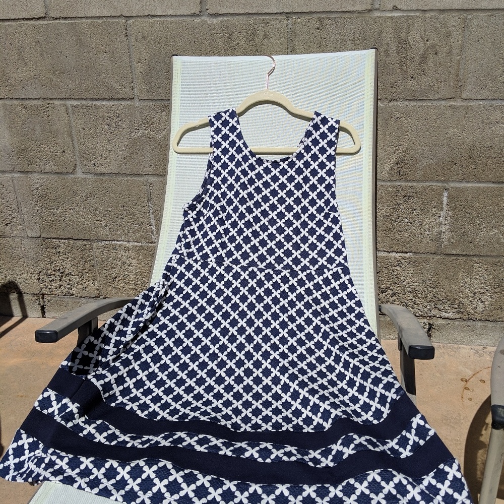 NWT  Patterned Ladies Dress